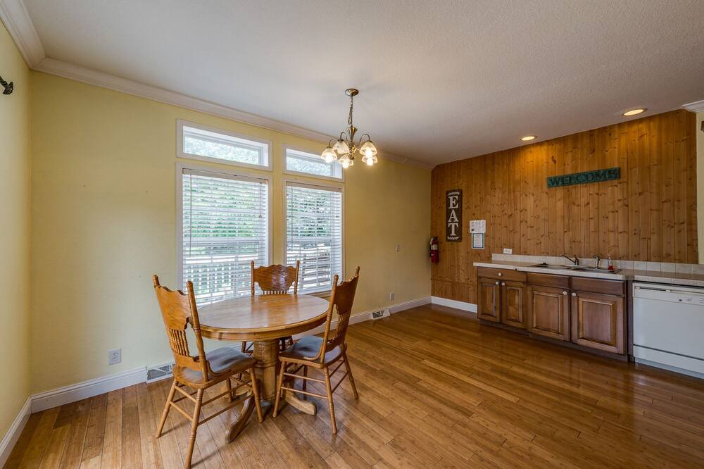 Photo of Kitchen in Allons