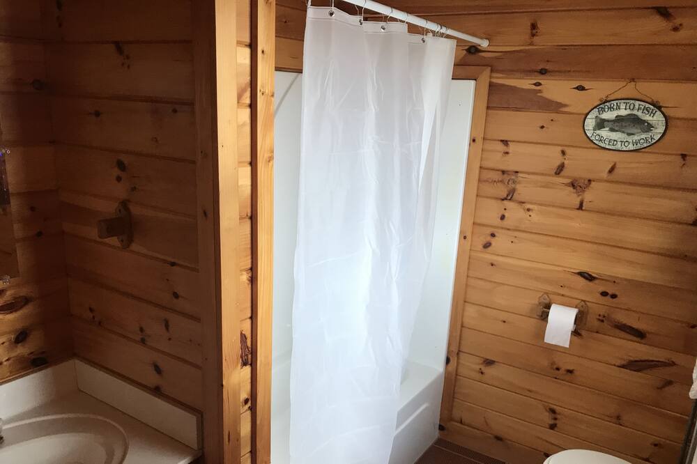 Photo of Bathroom in Allons