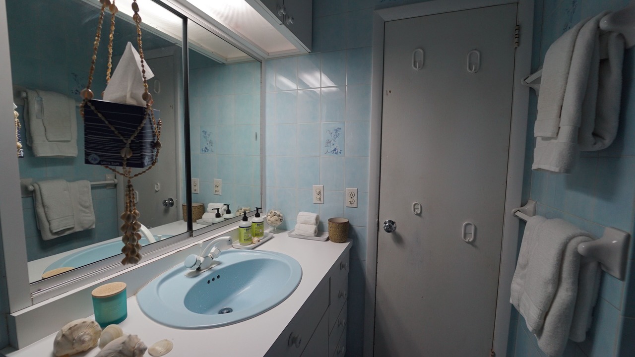 Photo of Bathroom in Raritan