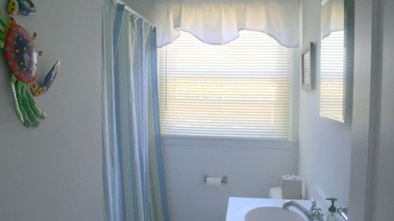 Photo of Bathroom in Barnegat Light