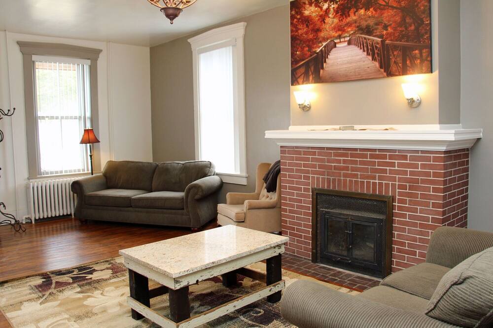 Photo of Livingroom in Refton