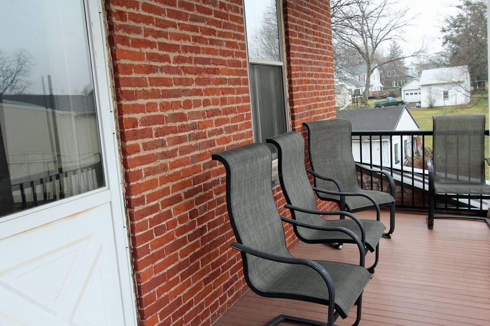 Photo of Patio Balcony in Refton