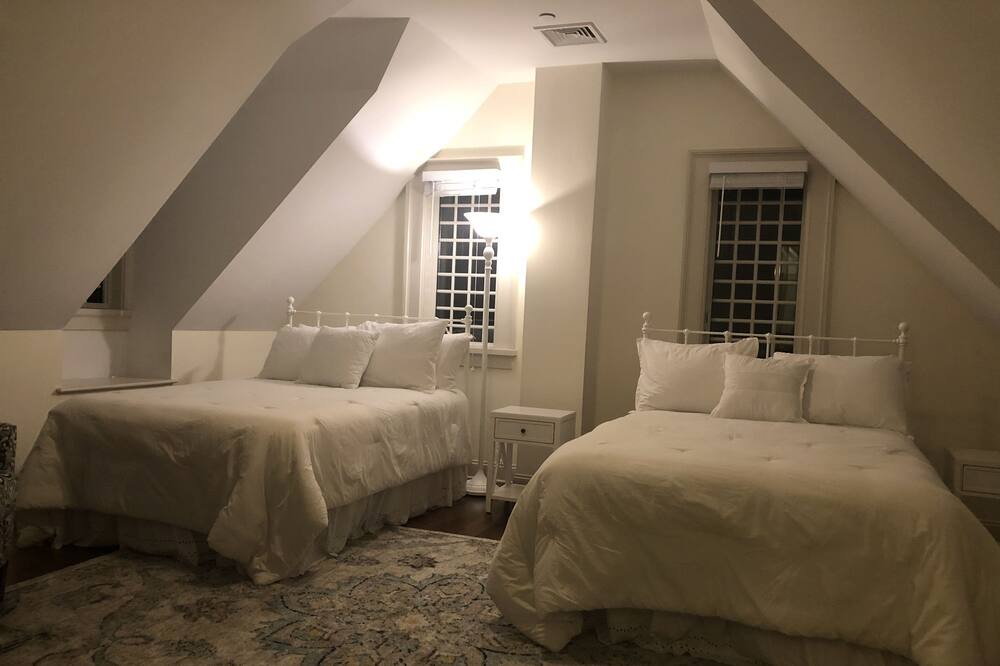 Photo of Bedroom in Fieldston