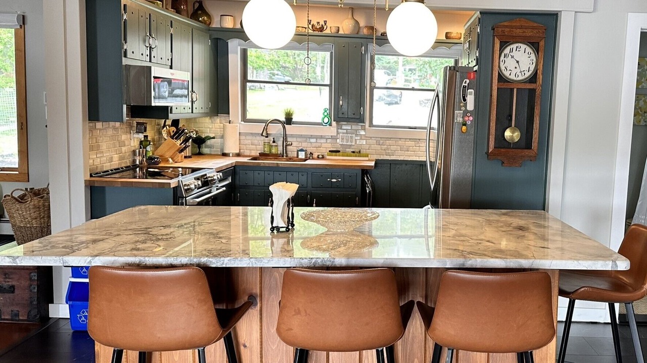 Photo of Kitchen in White Lake