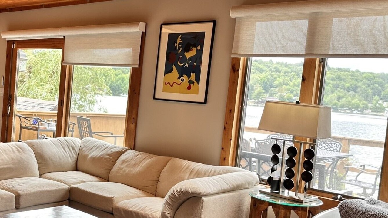 Photo of Livingroom in White Lake