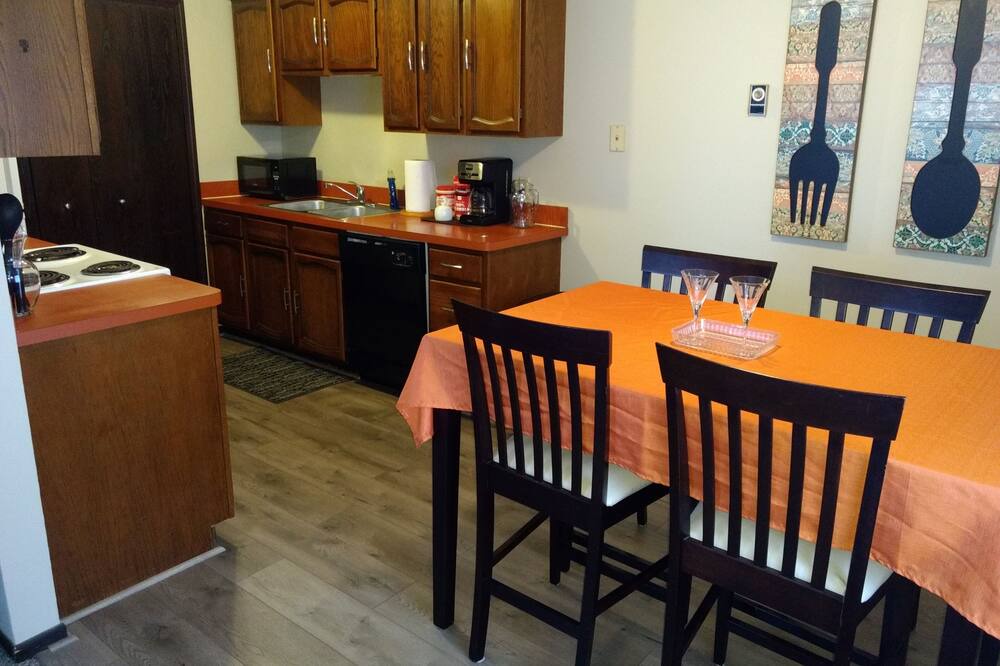Photo of Kitchen in Elyria