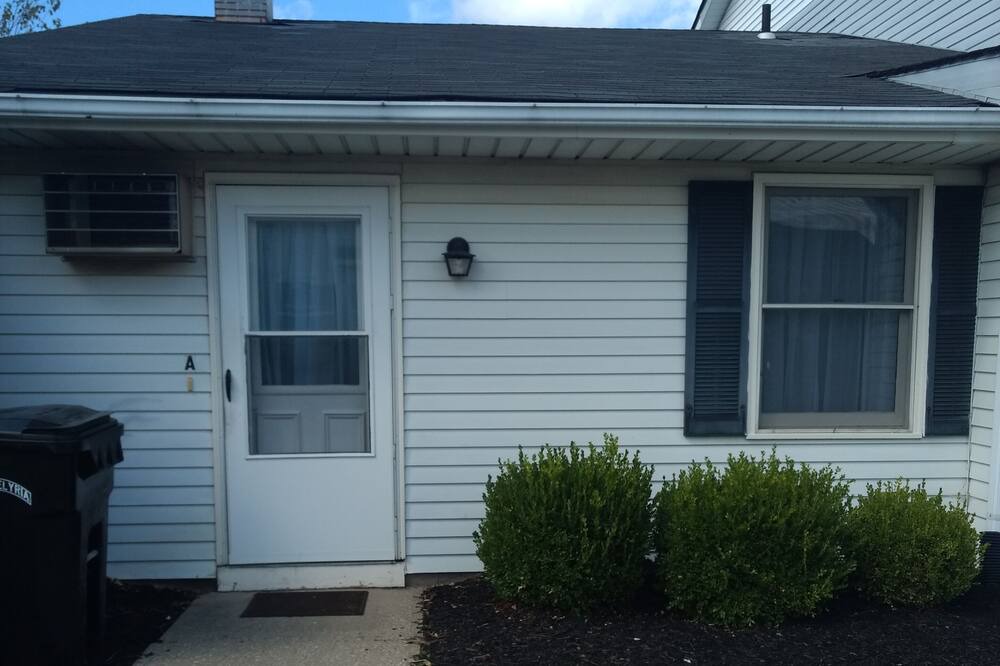 Photo of Outdoor in Elyria