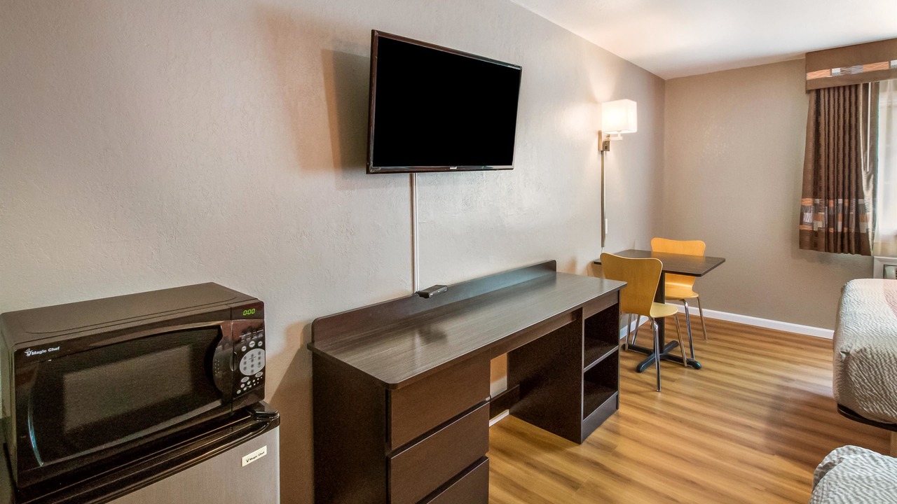 Photo of Bedroom in Rossford