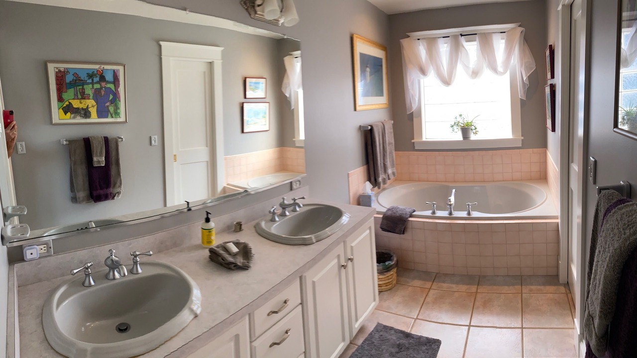 Photo of Bedroom in Eastport