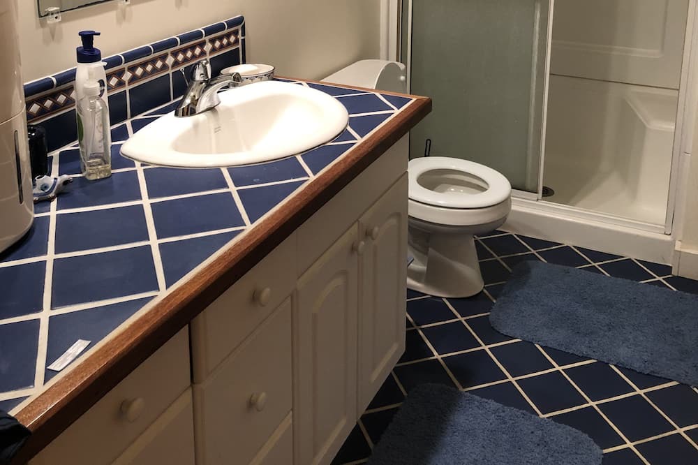 Photo of Bathroom in Cold Spring