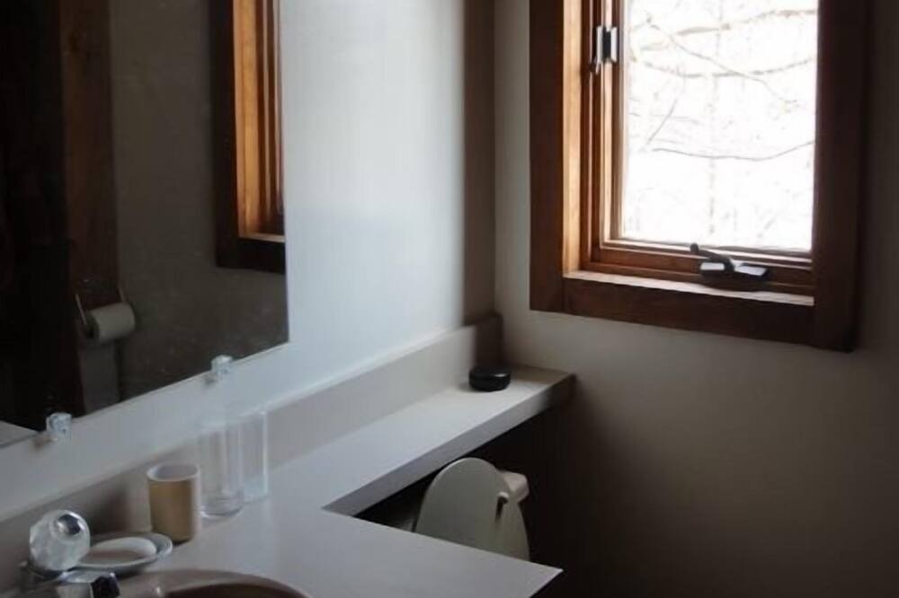 Photo of Bathroom in Cold Spring