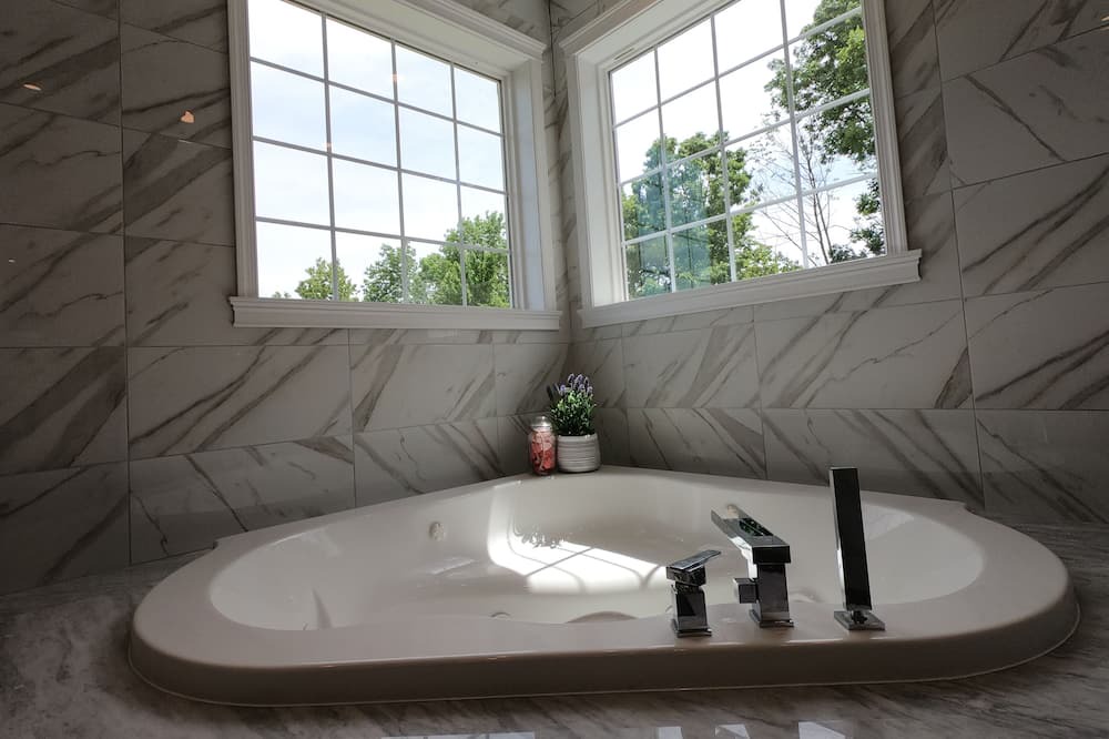 Photo of Bathroom in Stroudsburg