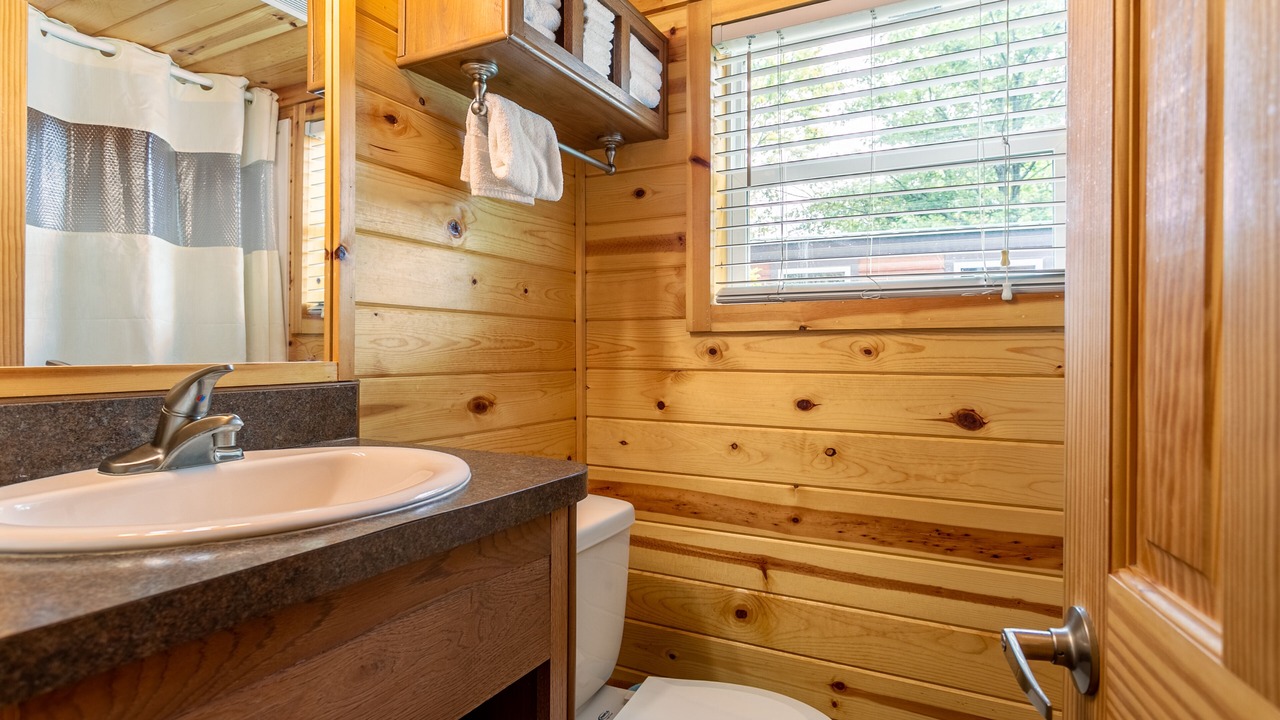 Photo of Bathroom in Gettysburg