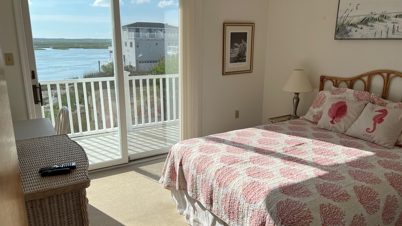 Photo of Bedroom in Townsend's Inlet