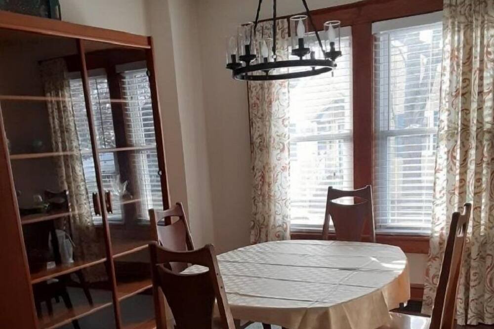Photo of Livingroom in Arlington Heights