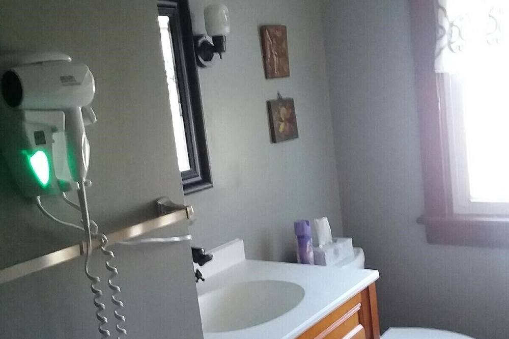 Photo of Bathroom in Arlington Heights