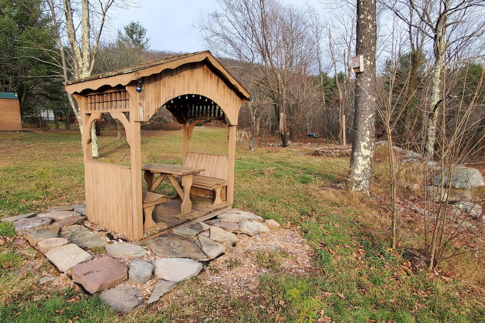 Photo of Outdoor in Town of Denning