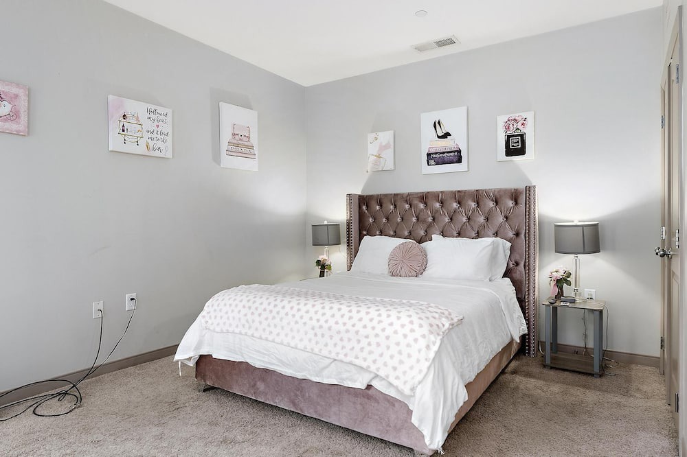 Photo of Bedroom in Scioto Mile