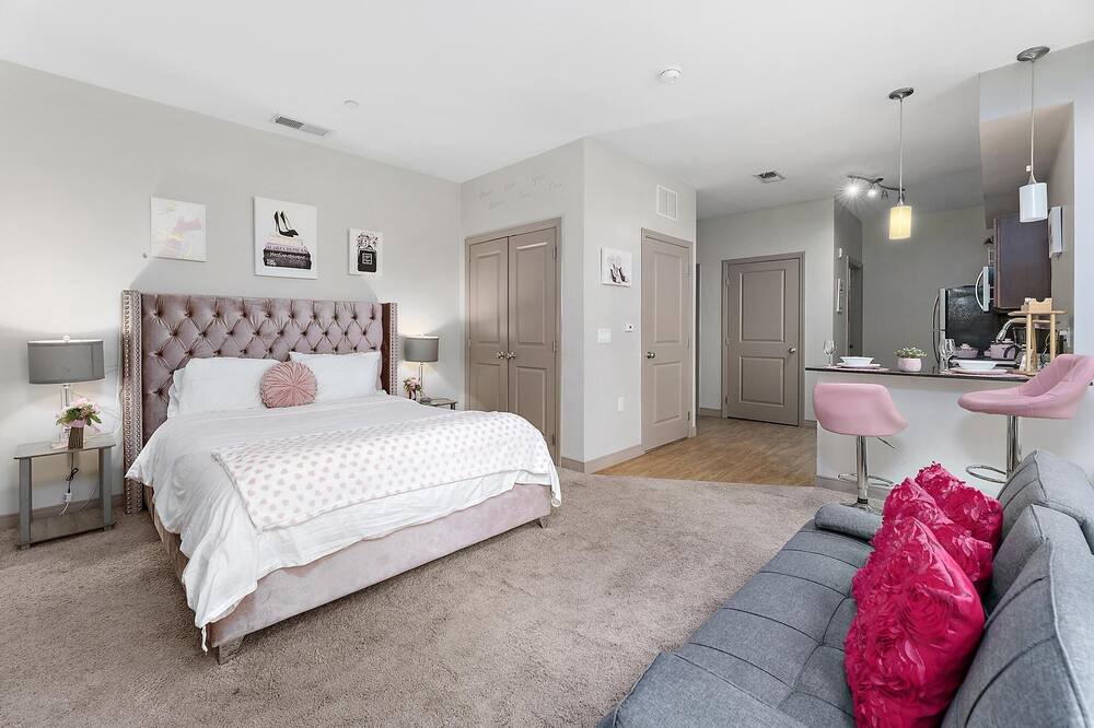 Photo of Bedroom in Scioto Mile