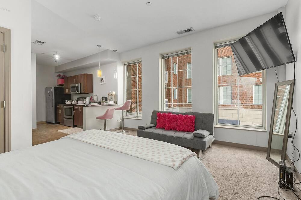 Photo of Bedroom in Scioto Mile