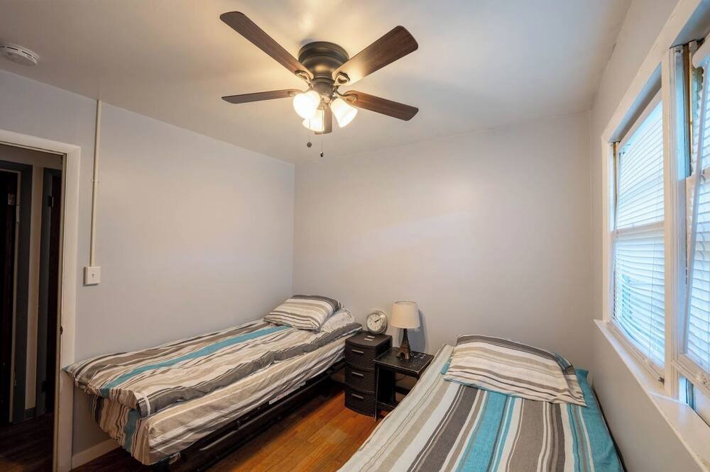 Photo of Bedroom in White Lake