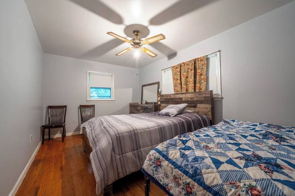 Photo of Bedroom in White Lake