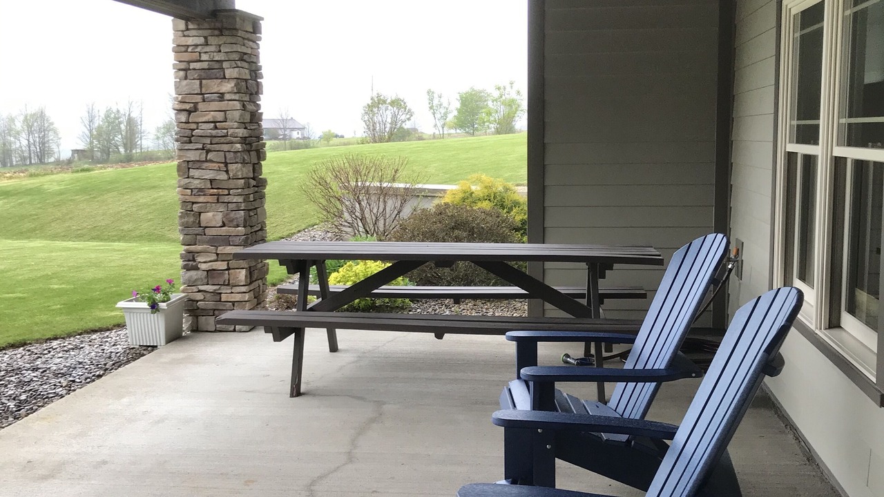 Photo of Patio Balcony in Granville Summit
