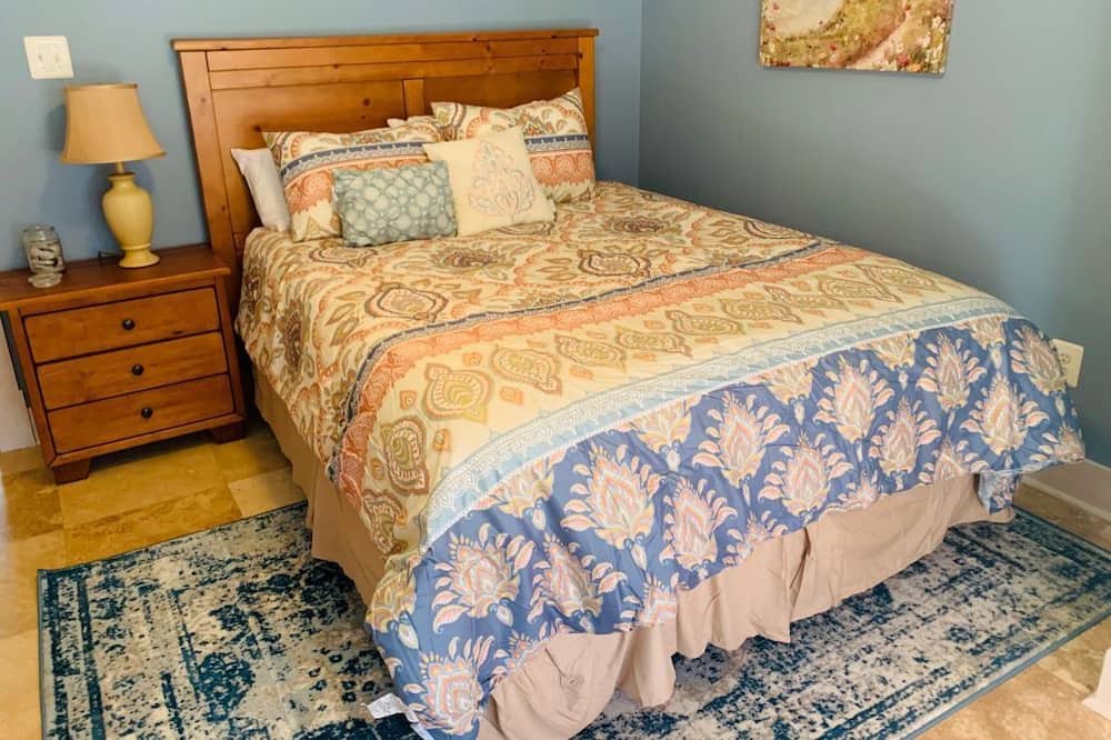 Photo of Bedroom in Chestnut Springs