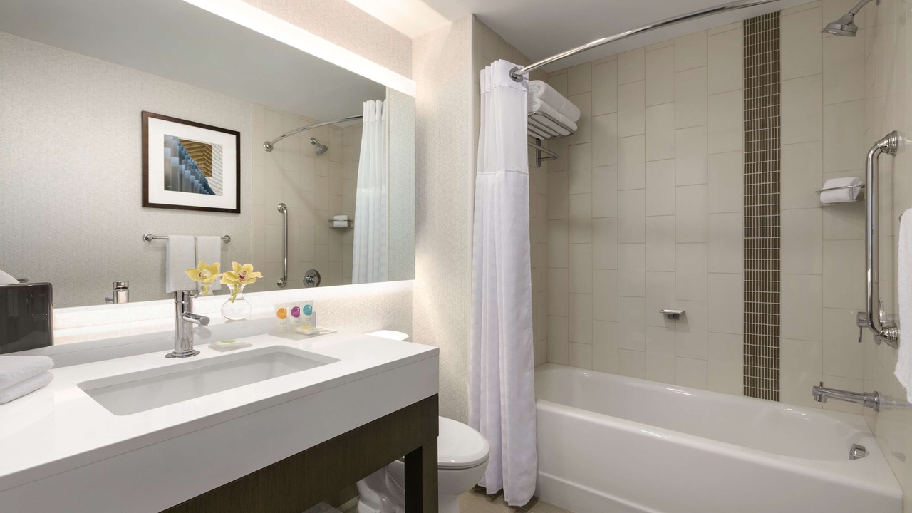 Photo of Bathroom in Fort Lee