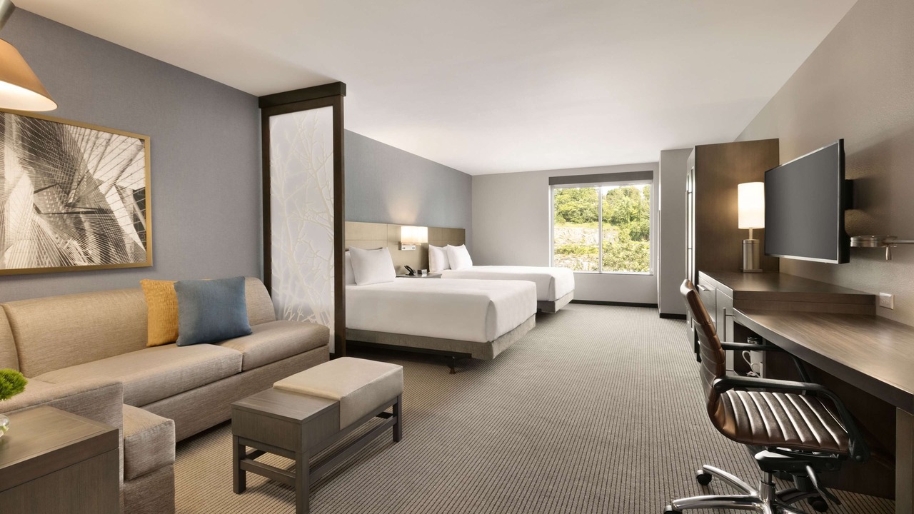 Photo of Bedroom in Fort Lee