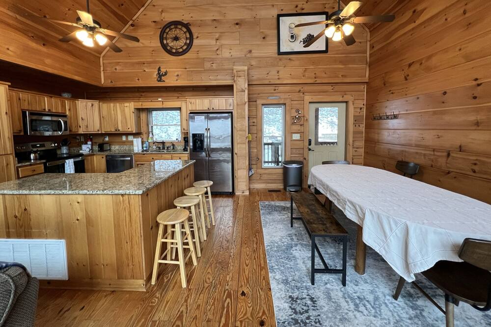 Photo of Kitchen in Luray
