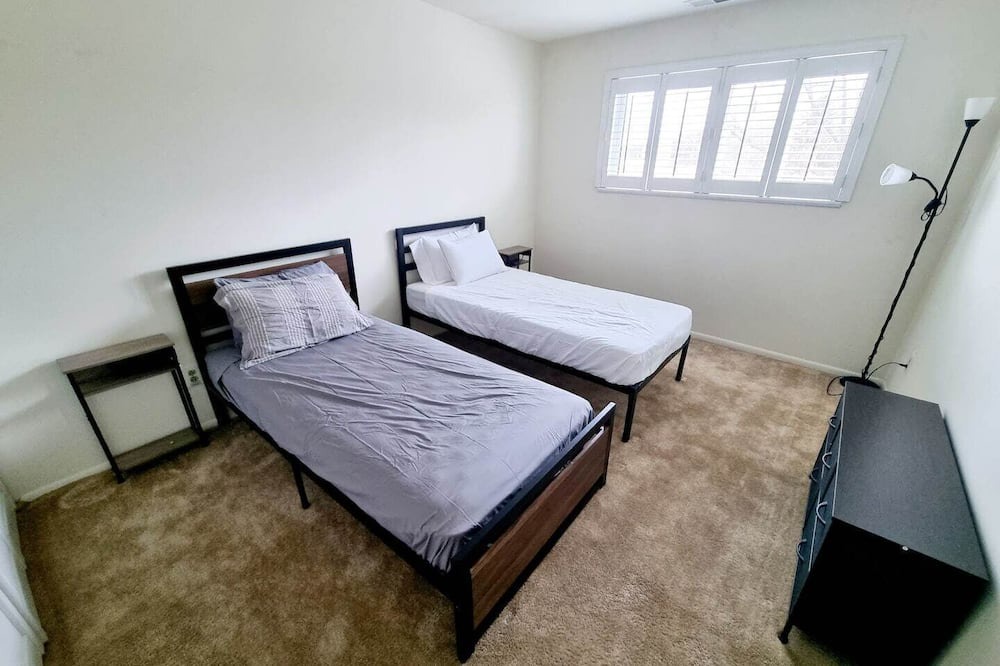 Photo of Bedroom in Elkins Park