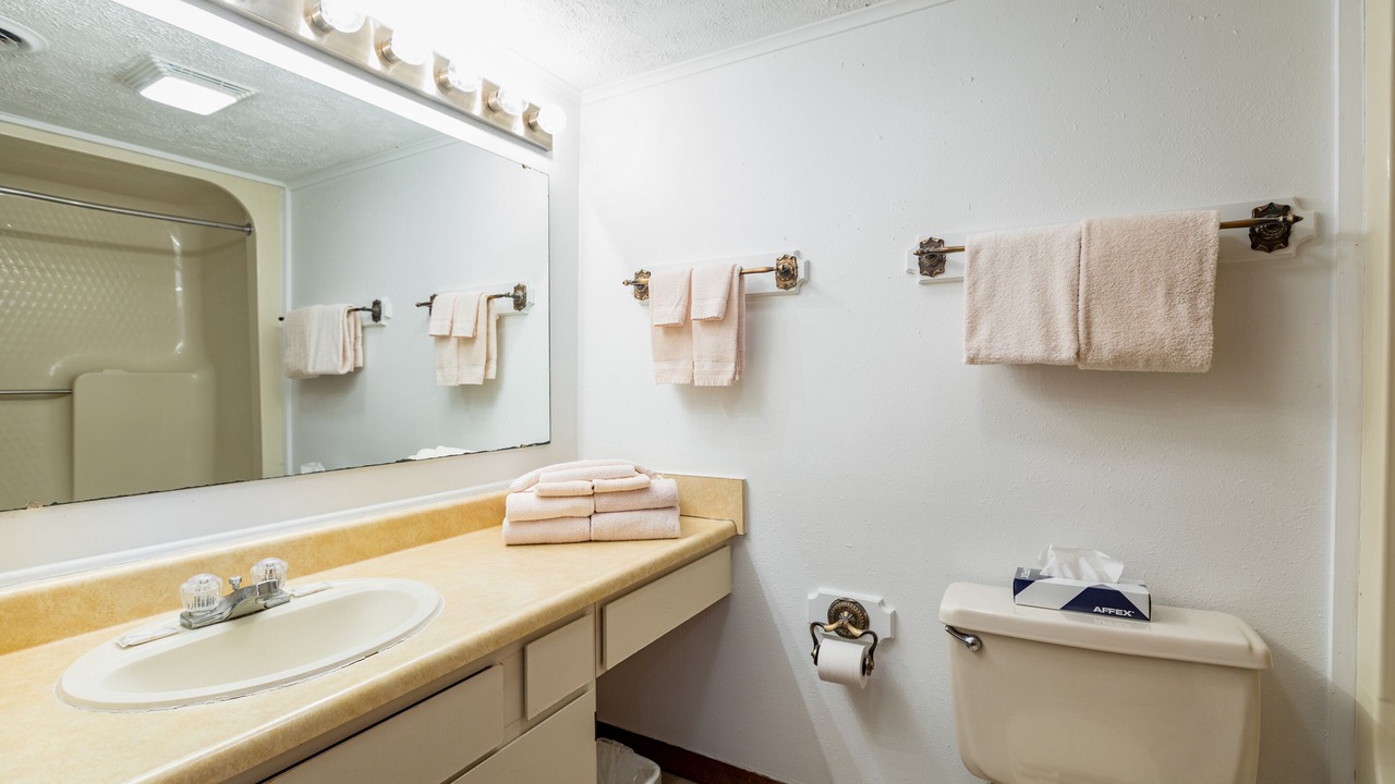 Photo of Bathroom in Treasure Lake