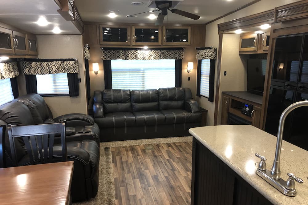 Photo of Livingroom in Grantville