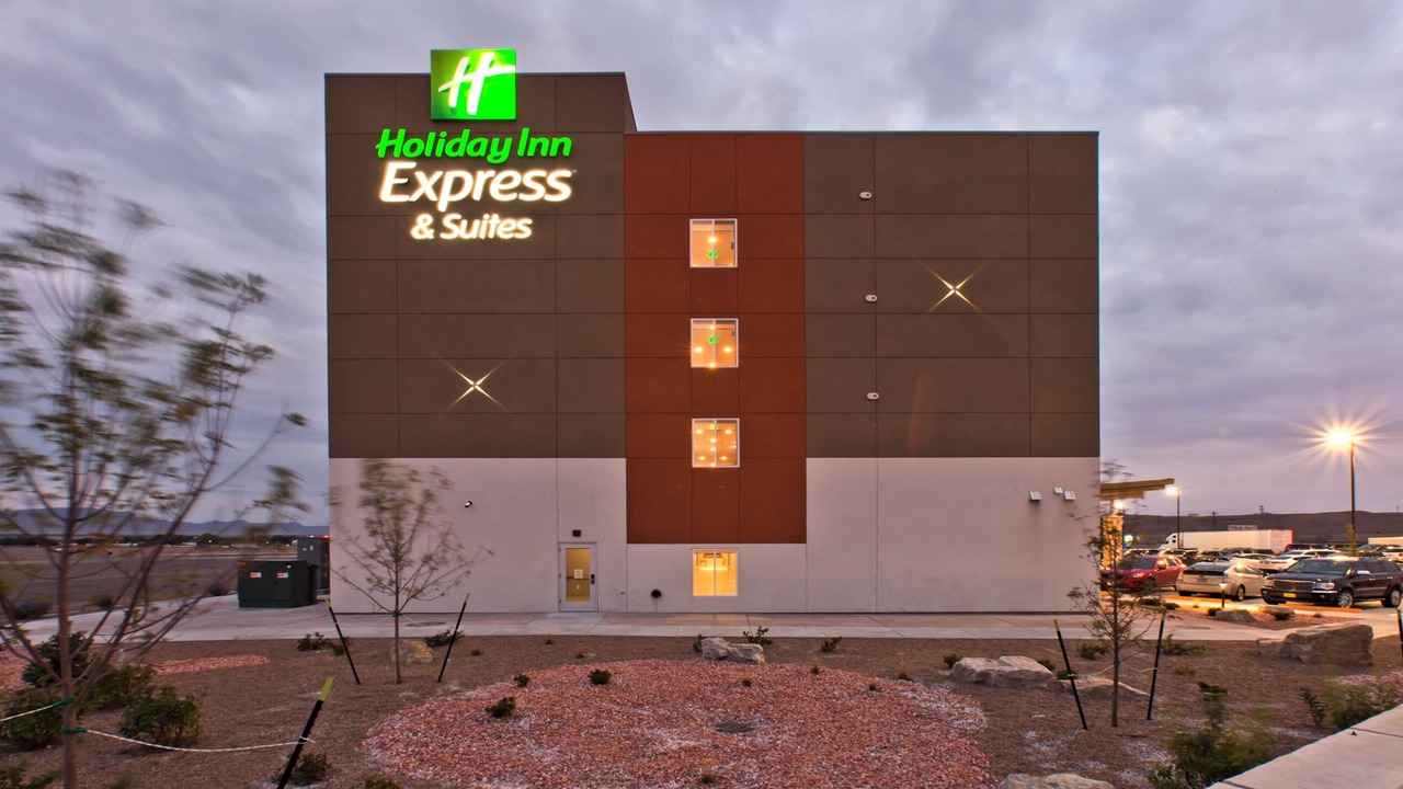 Photo of Others in Green River
