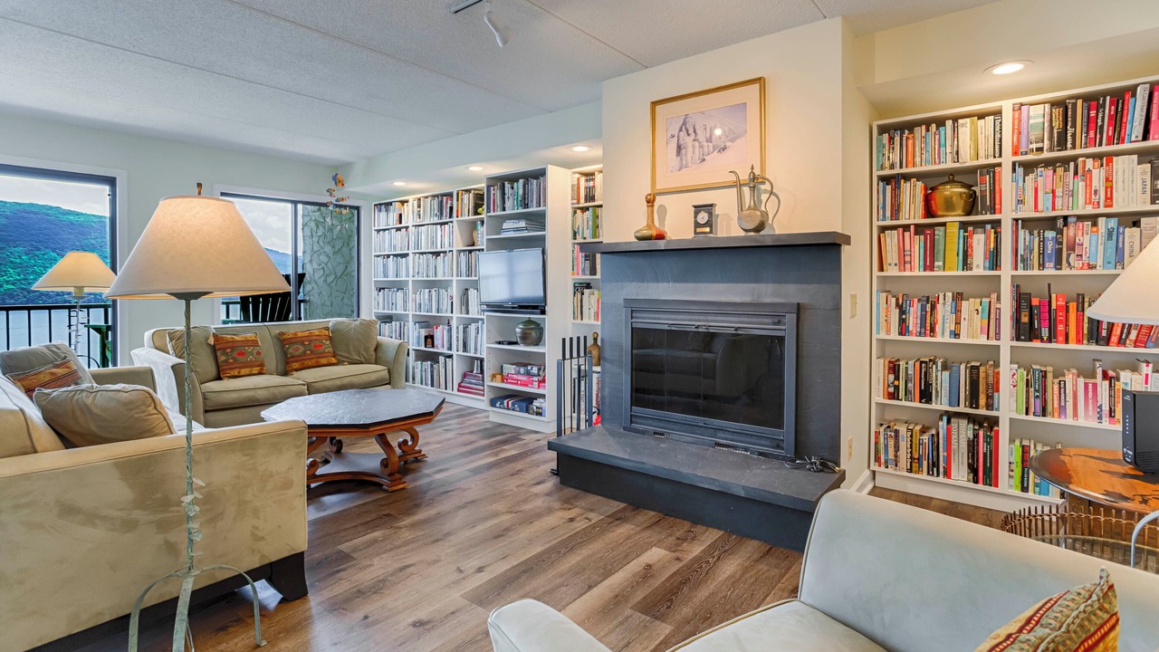 Photo of Livingroom in Canandaigua