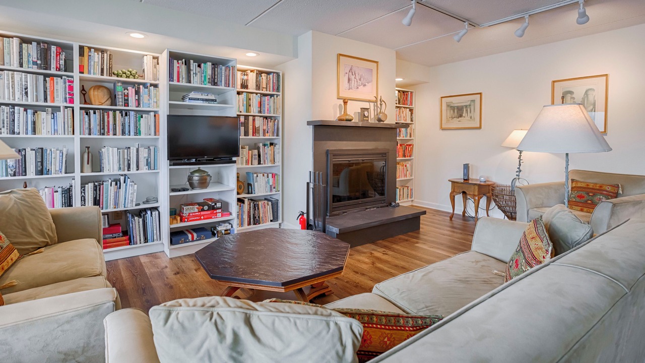 Photo of Livingroom in Canandaigua