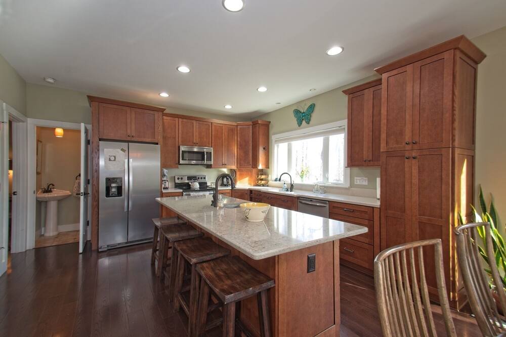 Photo of Kitchen in Roseland