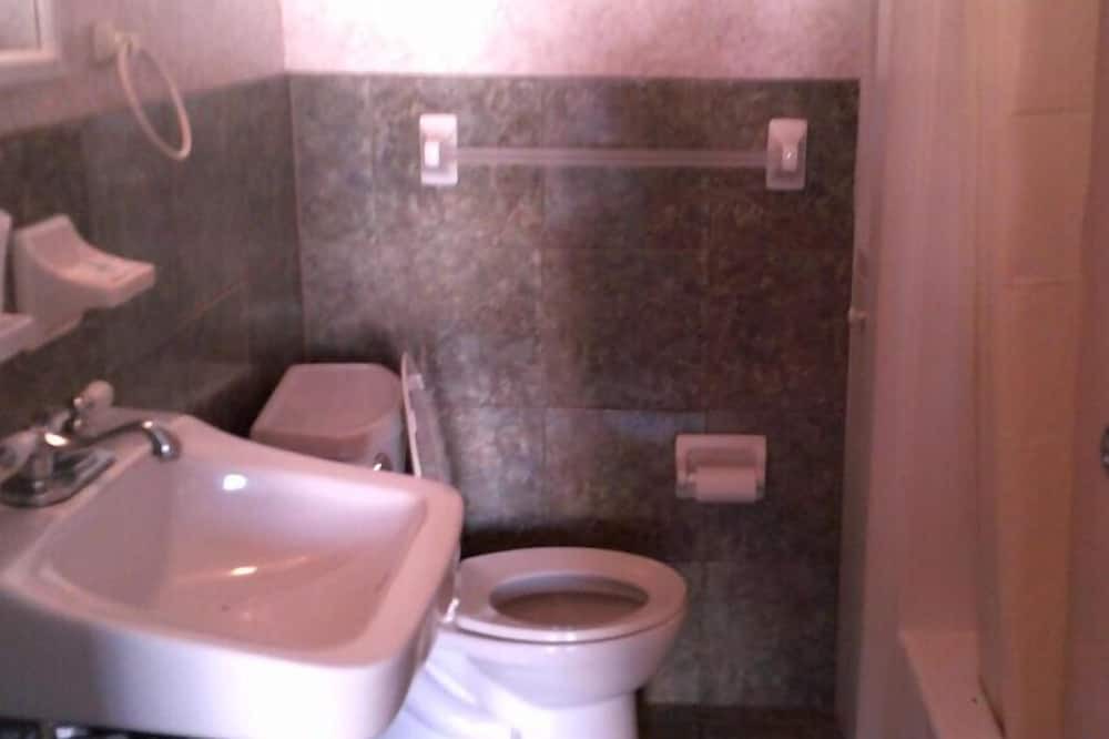 Photo of Bathroom in Rehoboth by the Sea