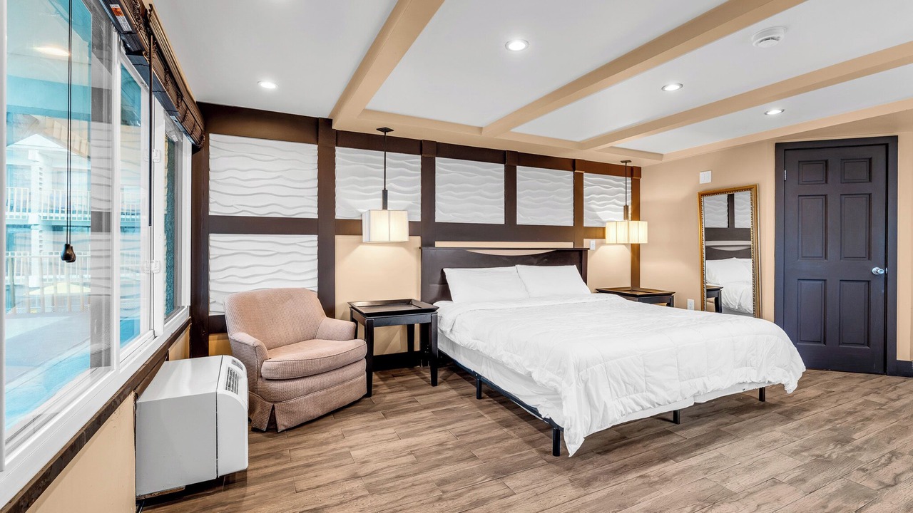 Photo of Bedroom in Seaside Heights