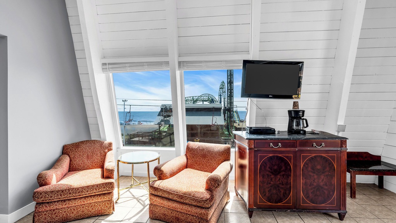 Photo of Bedroom in Seaside Heights