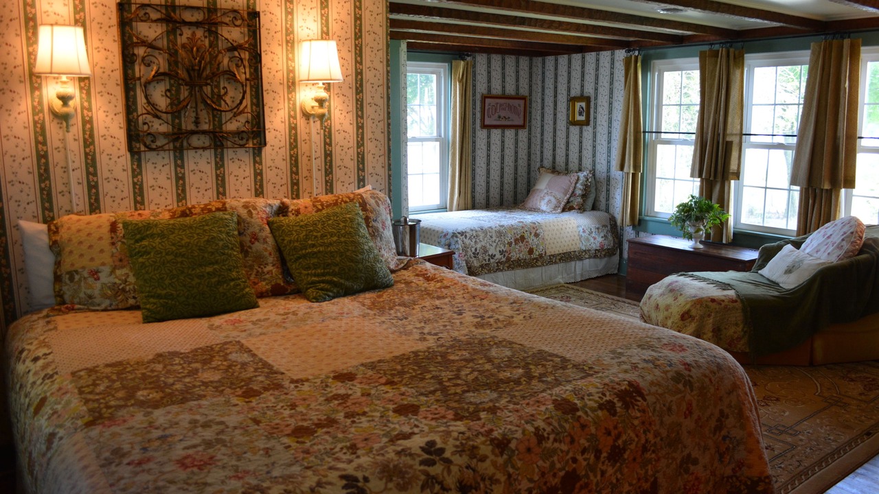Photo of Bedroom in Tilghman