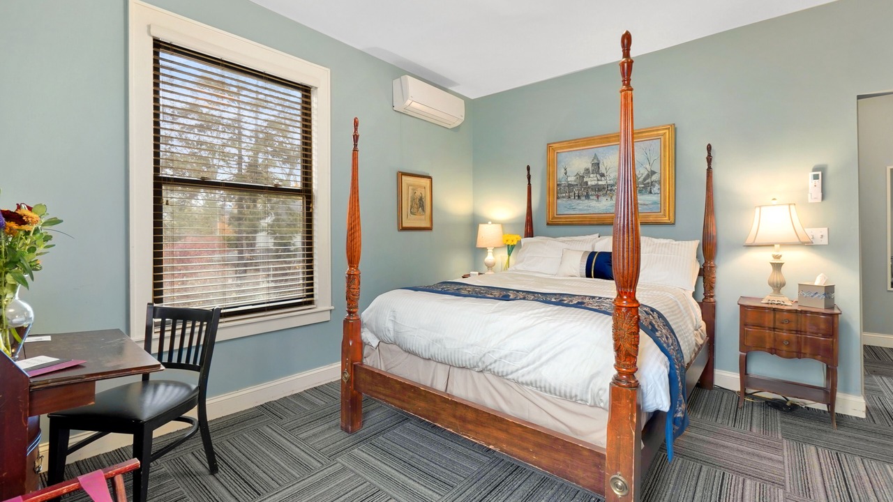 Photo of Bedroom in Summit