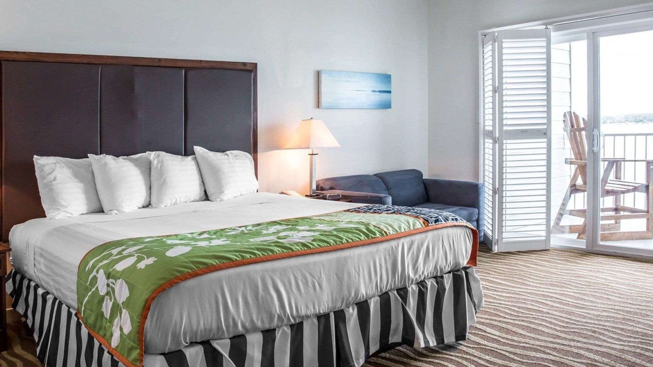 Photo of Bedroom in Piney Point