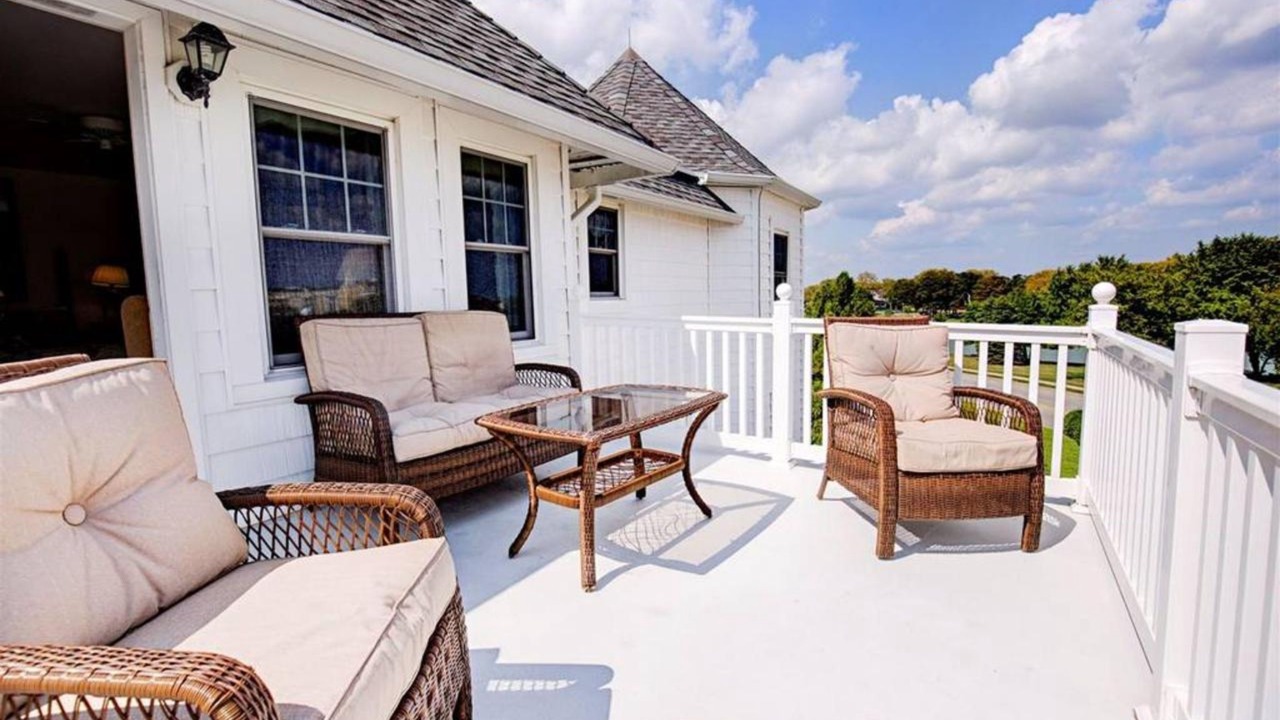 Photo of Patio Balcony in Spring Lake