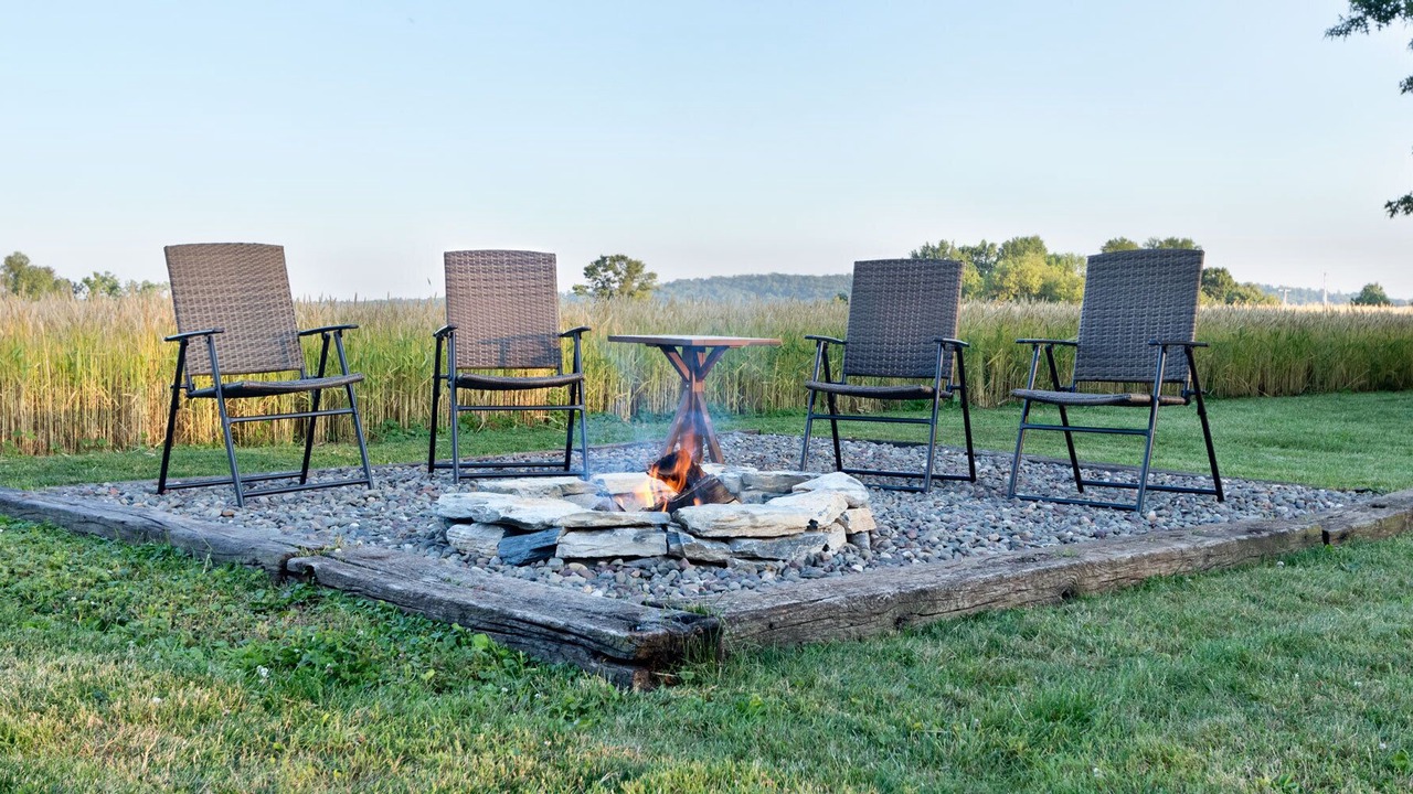 Photo of Outdoor in Reinholds