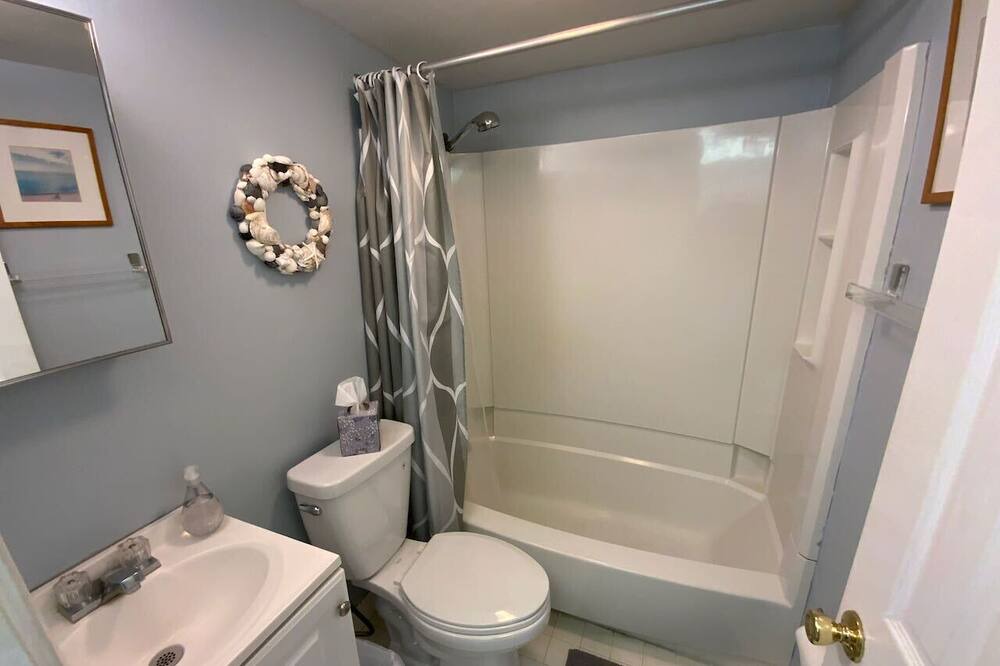Photo of Bathroom in Ventnor City
