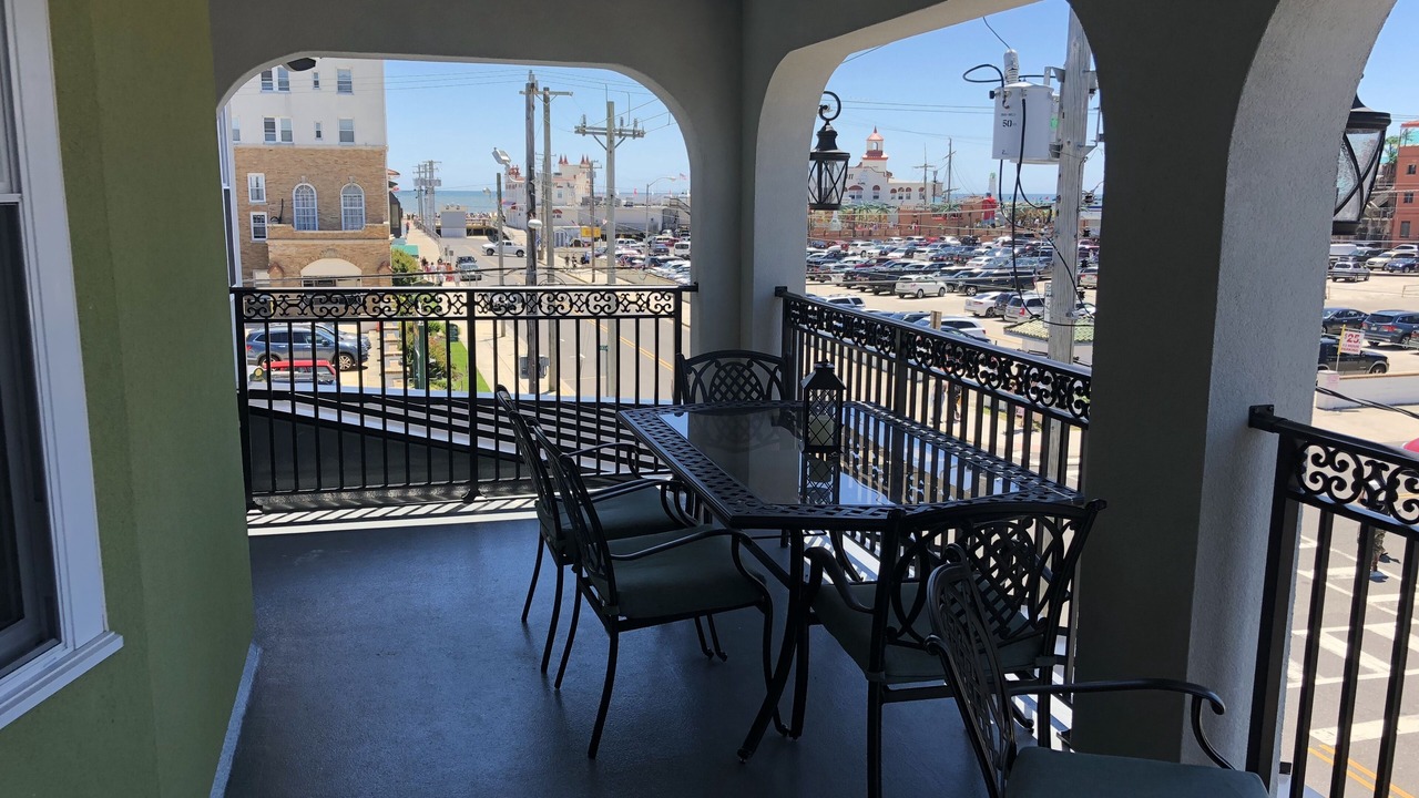 Photo of Patio Balcony in North End