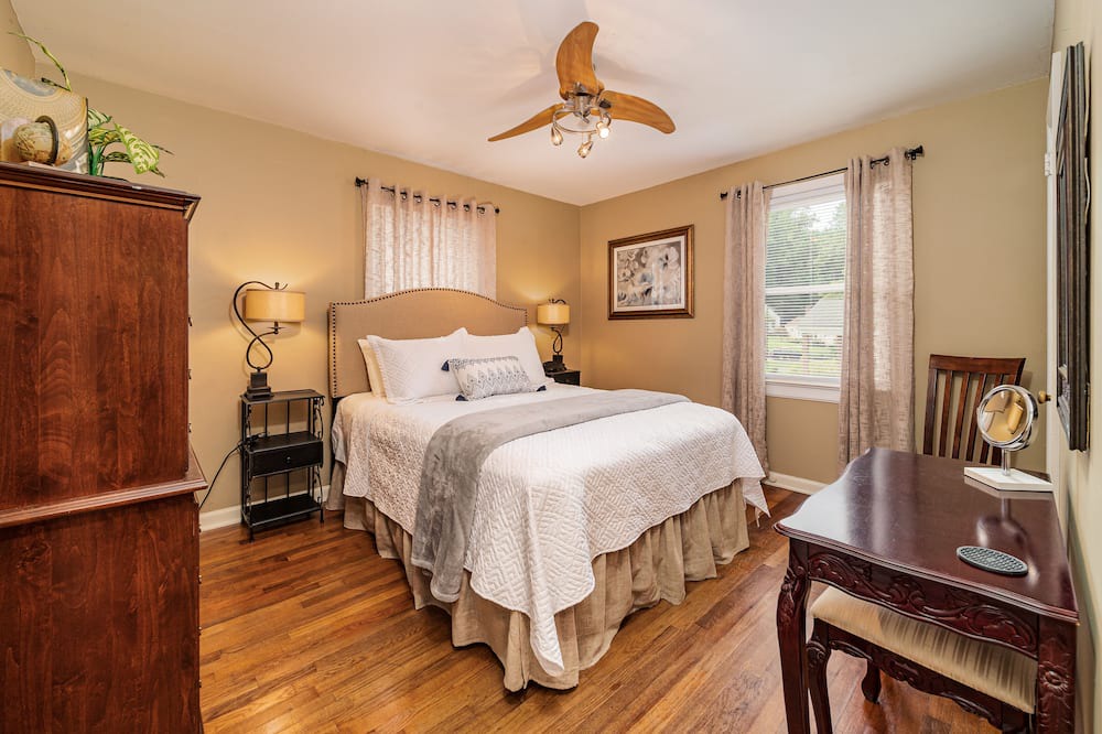 Photo of Bedroom in Sans Souci