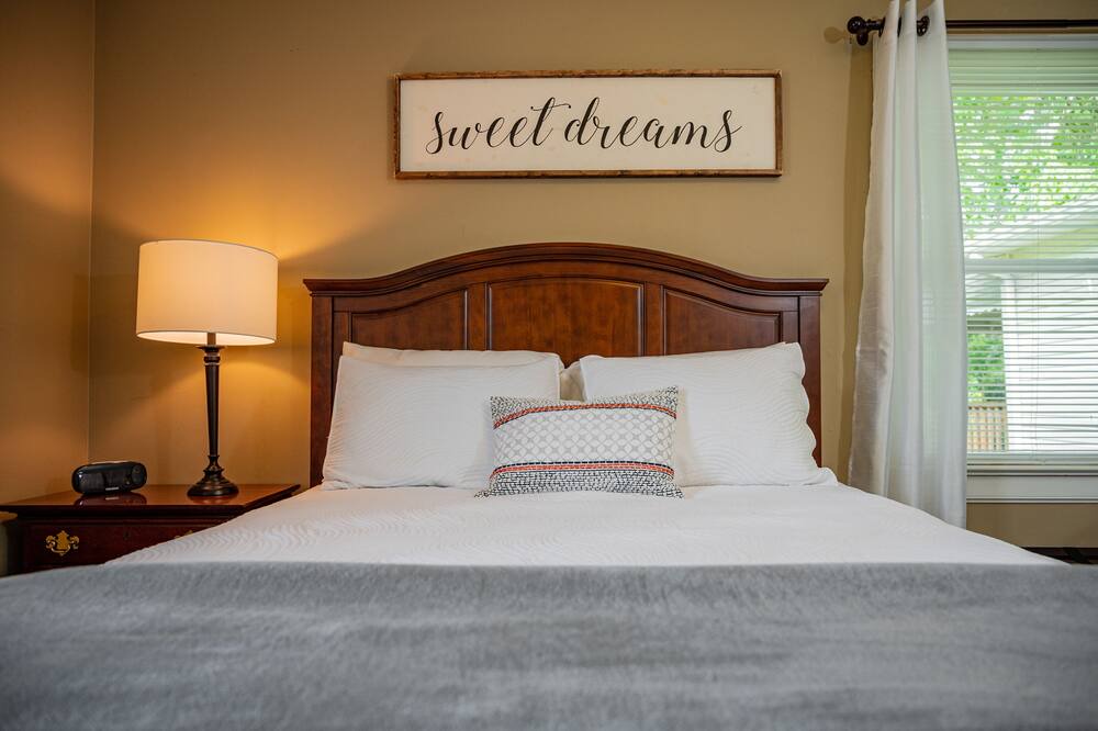 Photo of Bedroom in Sans Souci